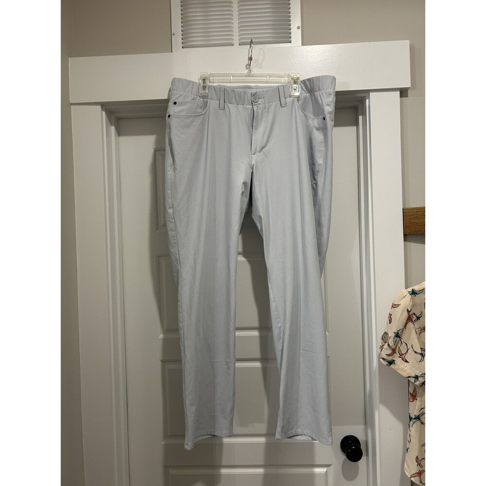 Under Armour UA Golf Men’s Gray Pants 40x32 Flat Front Straight Pockets  stretch